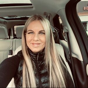 Meet your Posher, Janna